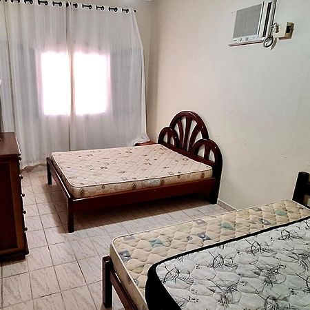 Casa Familiar Para Temporada Em Peruíbe Εξωτερικό φωτογραφία